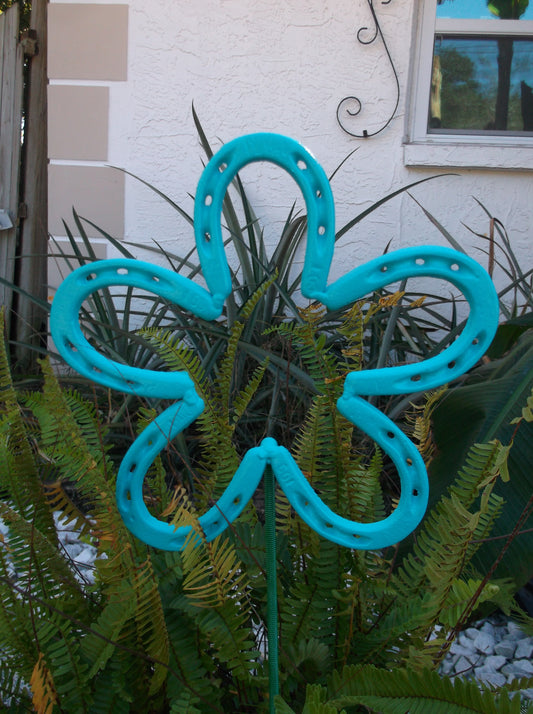 Teal Blue Horseshoe Flower, Metal Garden Stake, Spring Yard Art, Lucky Horseshoe