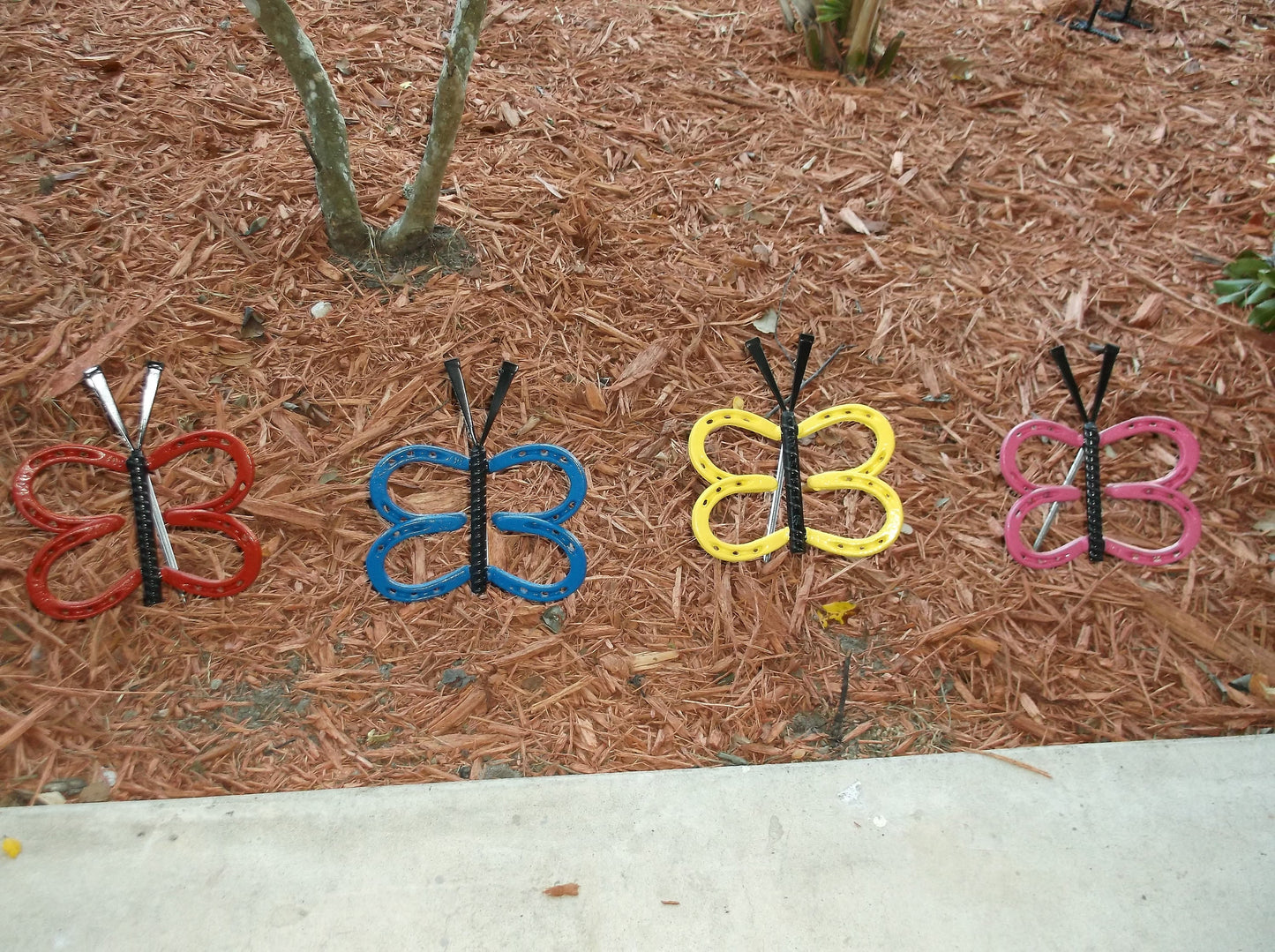 Hot Pink Horseshoe Butterfly Garden Stake, Welded Metal Yard Art