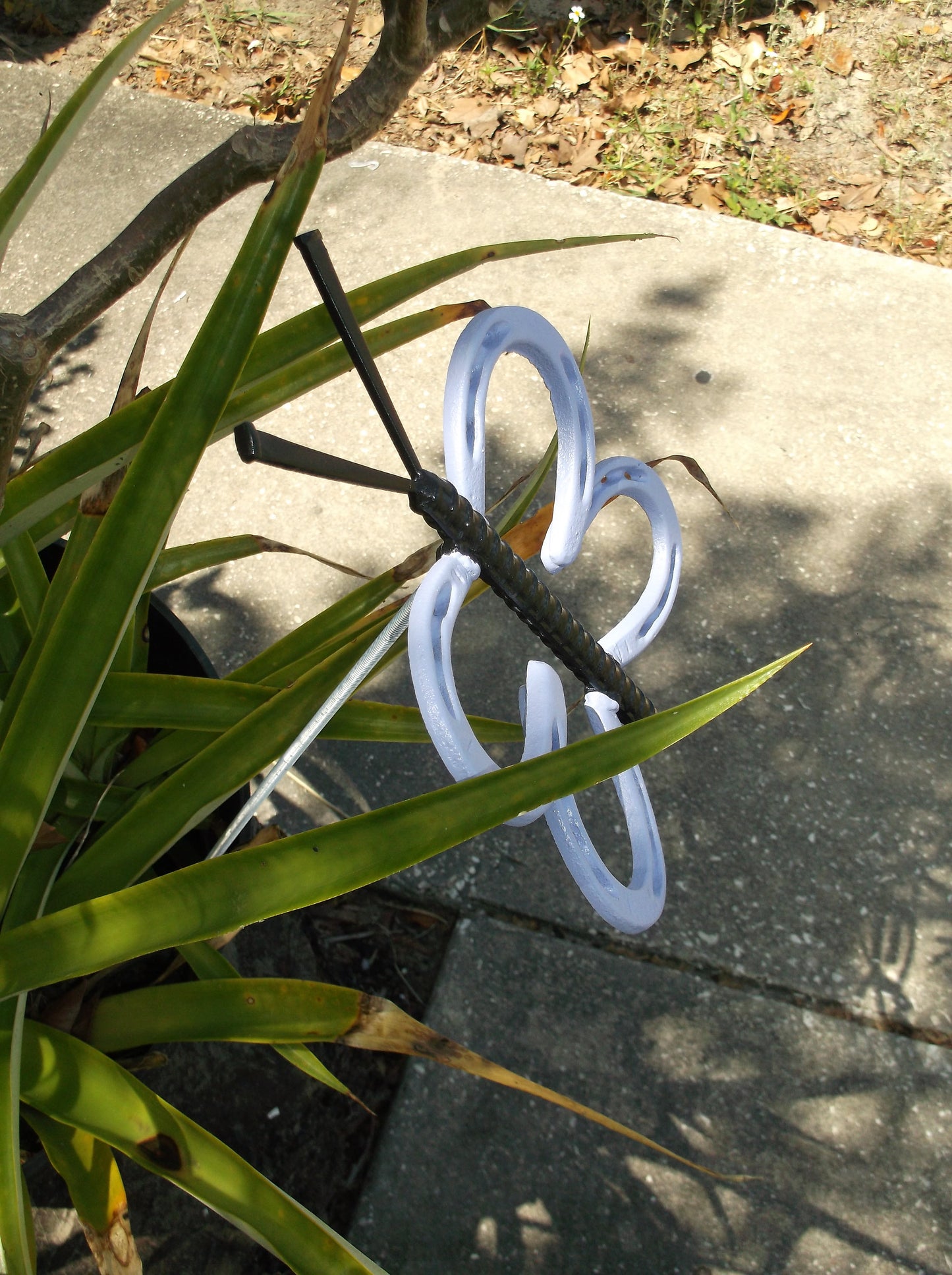 Violet Horseshoe Butterfly Garden Art, Garden Stake, yard art