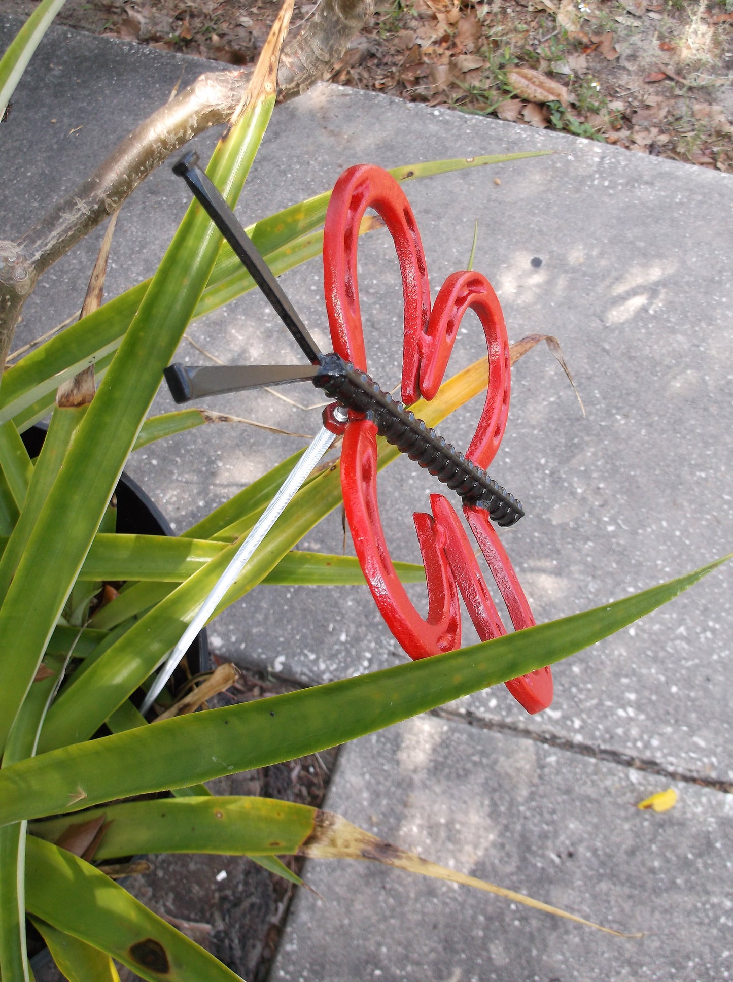 Red Horseshoe Butterfly Garden Art, Garden Stake, yard art